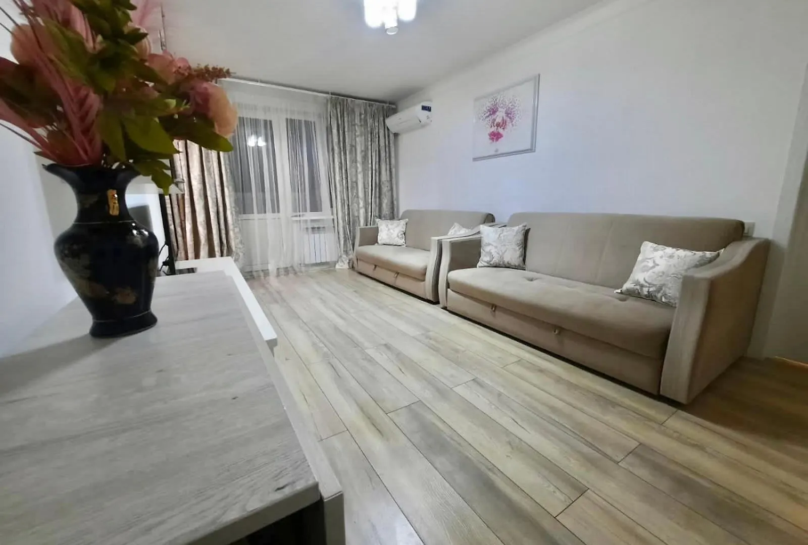 Flat in the city center Almaty Apartment